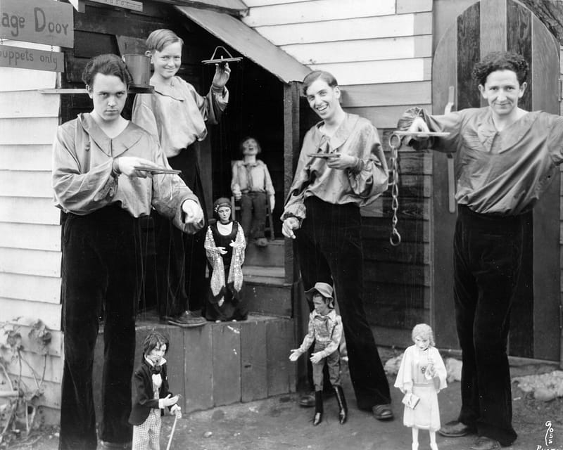 Yale Puppeteers, â€œBuster,â€ Jensen, and â€œCelebritiesâ€ at Club Guignol, 1929